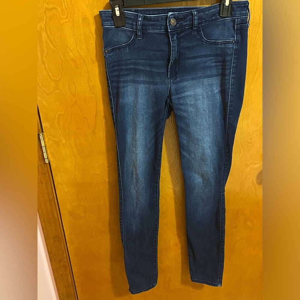 Women’s Abercrombie & Fitch jeans 6R W28 L29